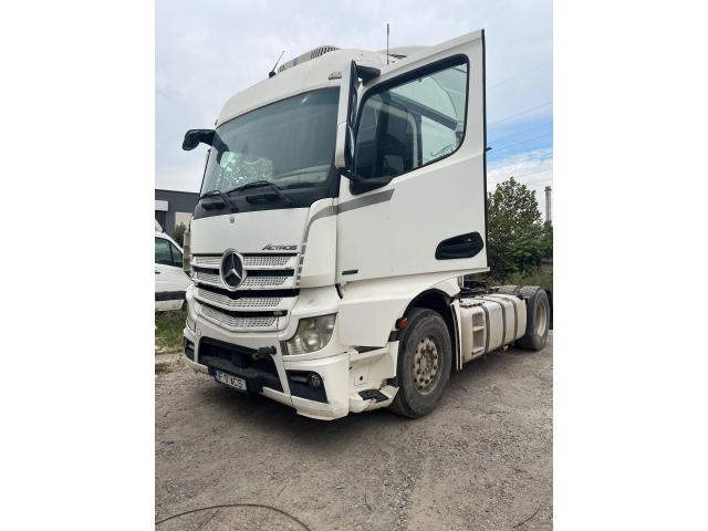 Autoutilitară Mercedes-Benz